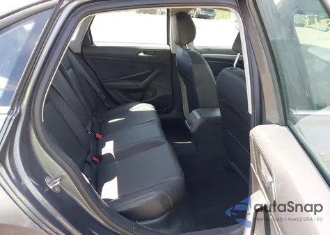 2019 Volkswagen Jetta 1.4T R-Line/1.4T S/1.4T Se from USA, damaged, VIN 3VWC57BU8KM196189